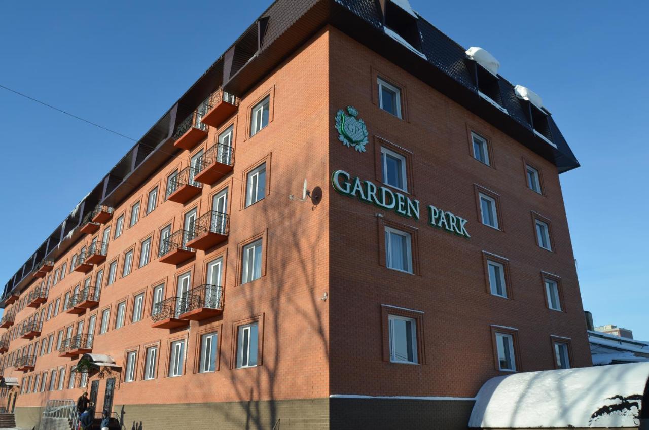 Golden Park Hotel Pavlodar Dış mekan fotoğraf