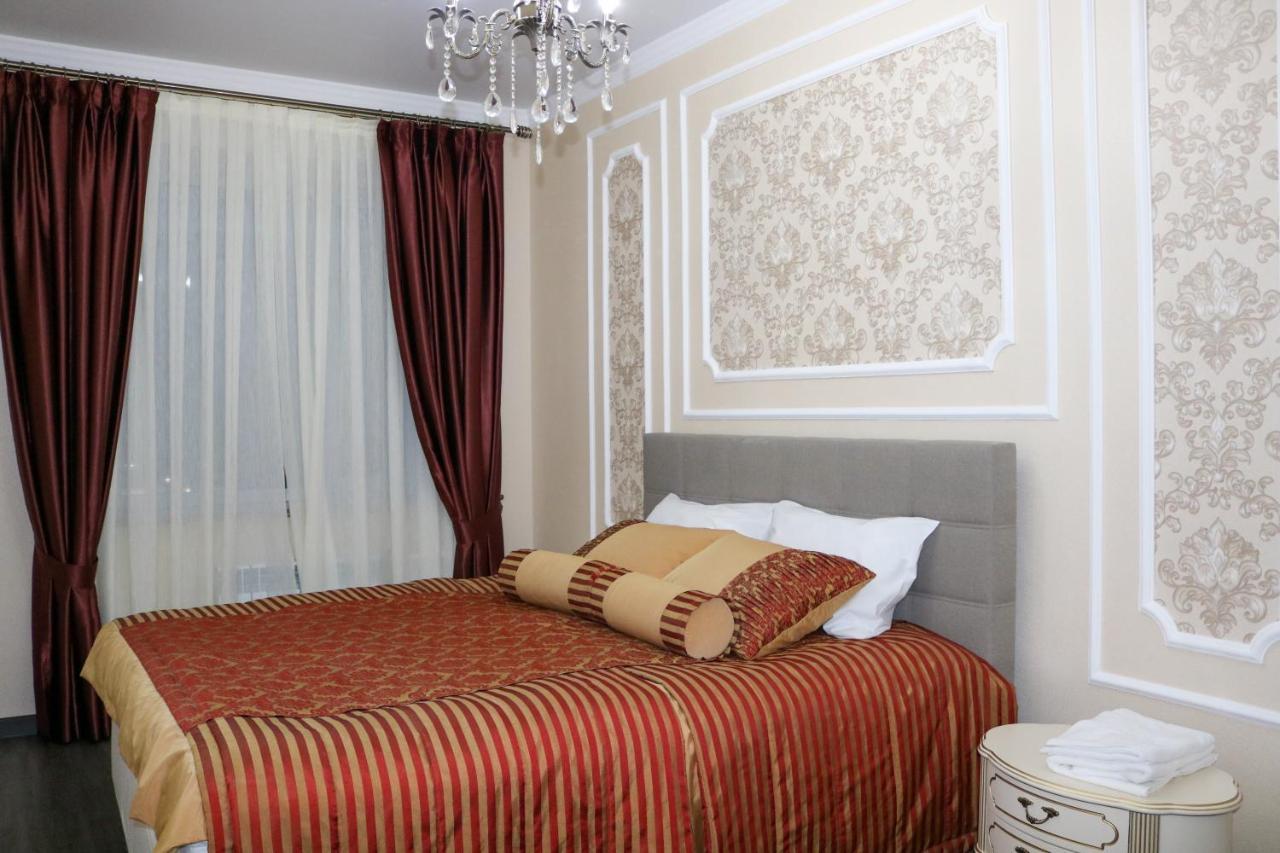 Golden Park Hotel Pavlodar Oda fotoğraf