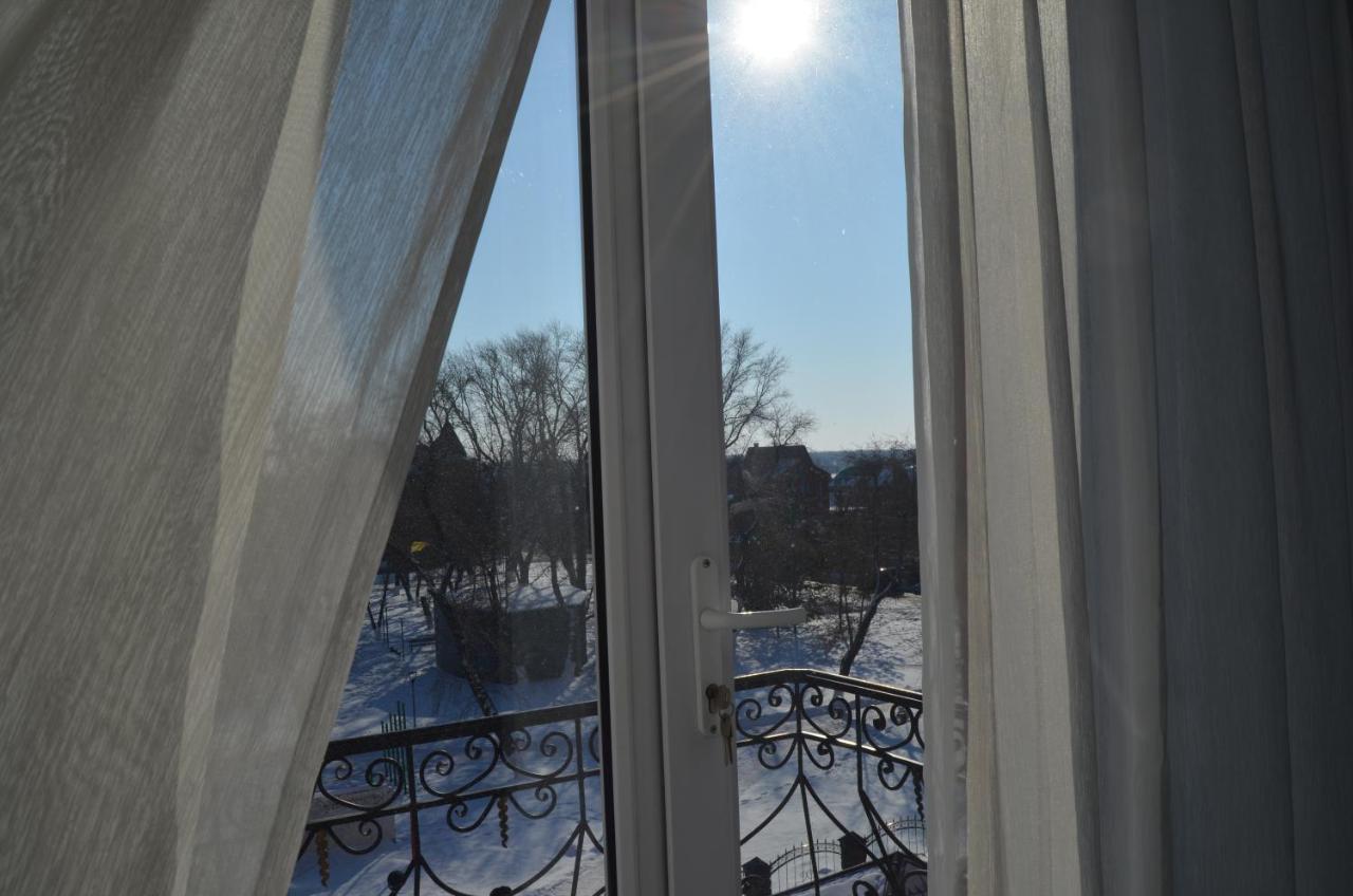 Golden Park Hotel Pavlodar Oda fotoğraf