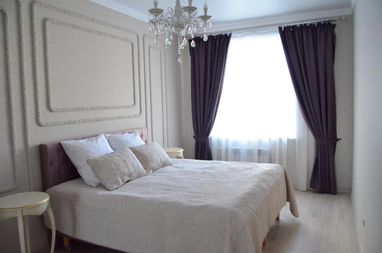Golden Park Hotel Pavlodar Oda fotoğraf