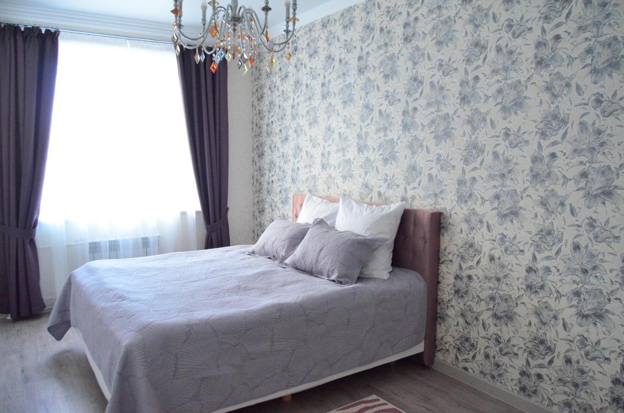 Golden Park Hotel Pavlodar Oda fotoğraf