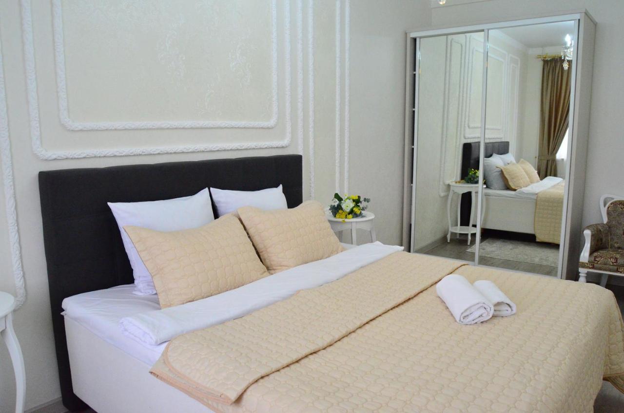 Golden Park Hotel Pavlodar Dış mekan fotoğraf