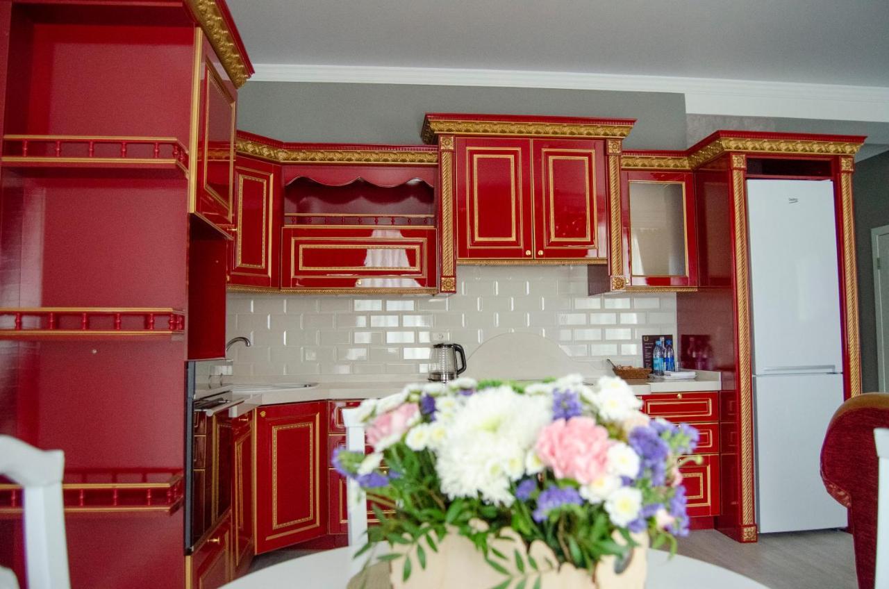 Golden Park Hotel Pavlodar Dış mekan fotoğraf