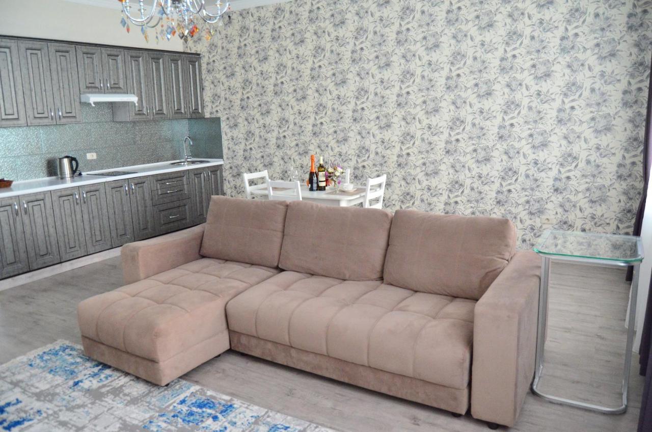 Golden Park Hotel Pavlodar Dış mekan fotoğraf