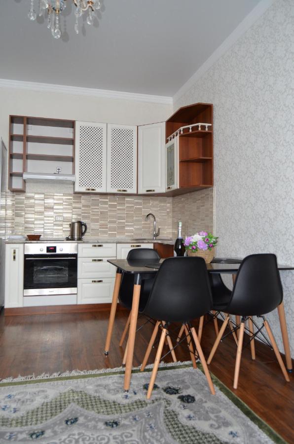 Golden Park Hotel Pavlodar Dış mekan fotoğraf