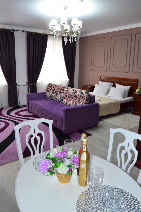 Golden Park Hotel Pavlodar Dış mekan fotoğraf