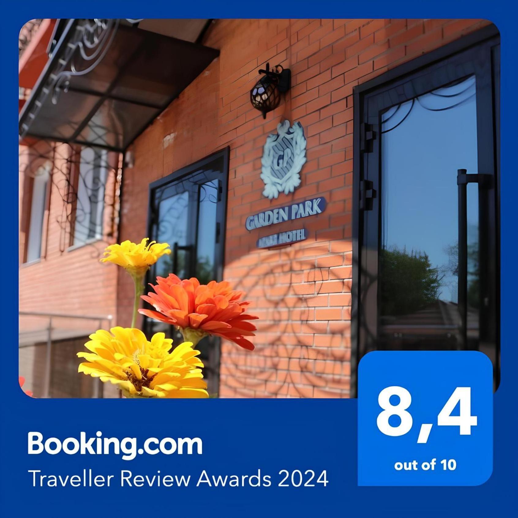 Golden Park Hotel Pavlodar Dış mekan fotoğraf